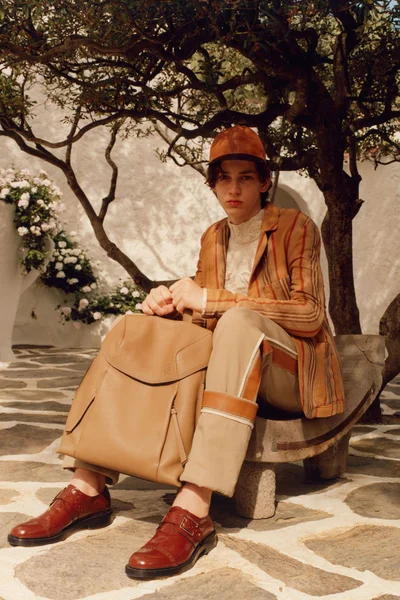 Look 14